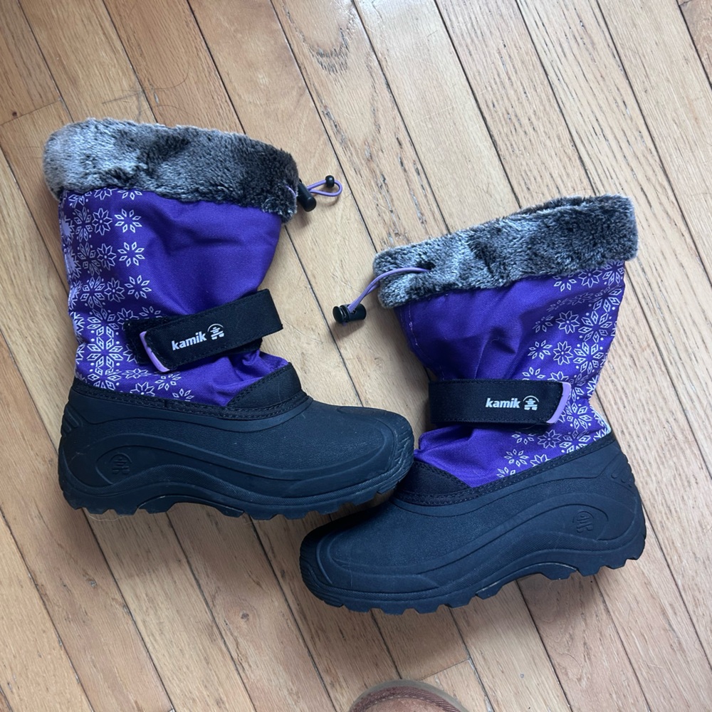 Kamik Purple Boots with Faux Fur